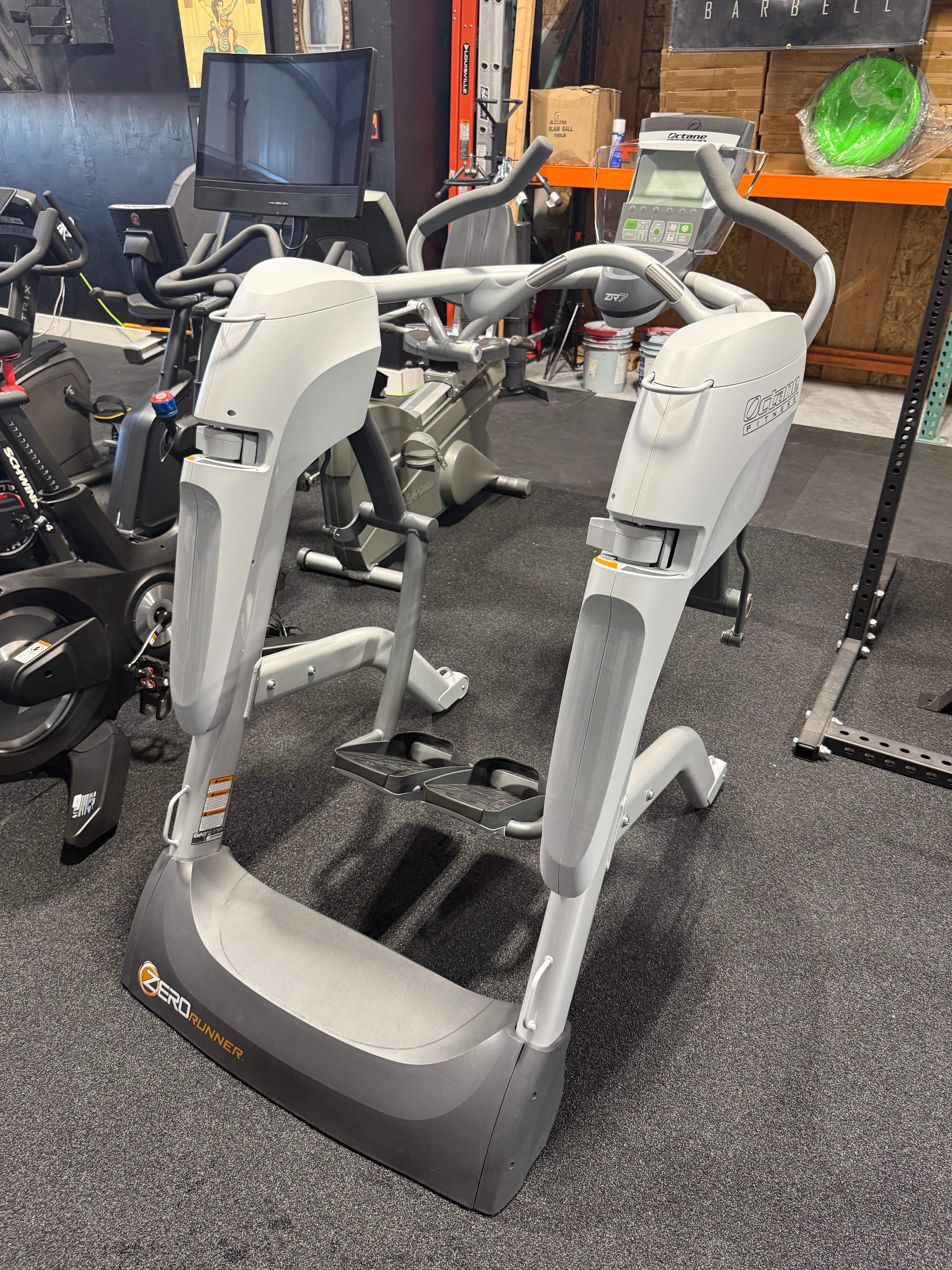 Used Octane Fitness ZR7 Zero Runner