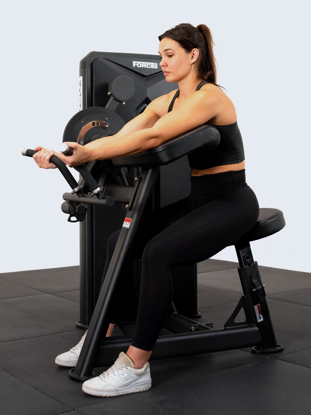 Solitude Bicep / Tricep Machine