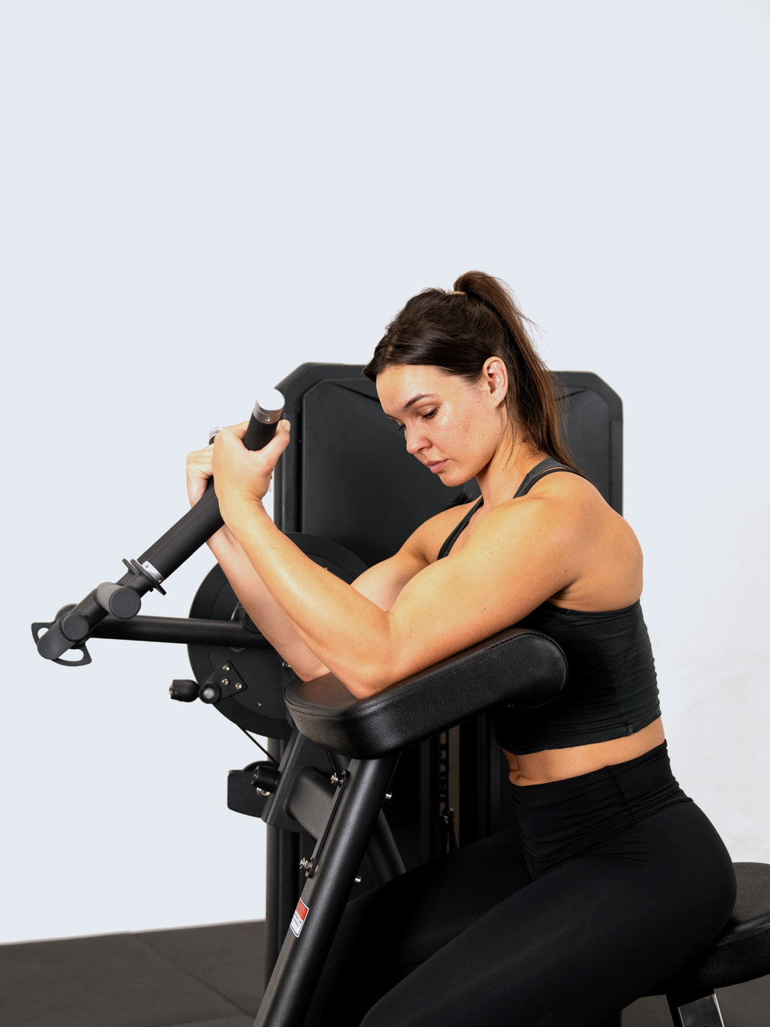 Solitude Bicep / Tricep Machine