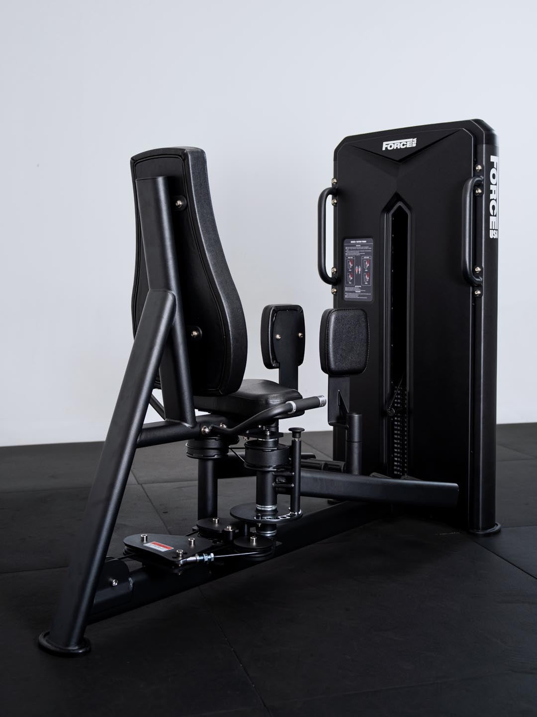 Solitude Abductor / Adductor Machine