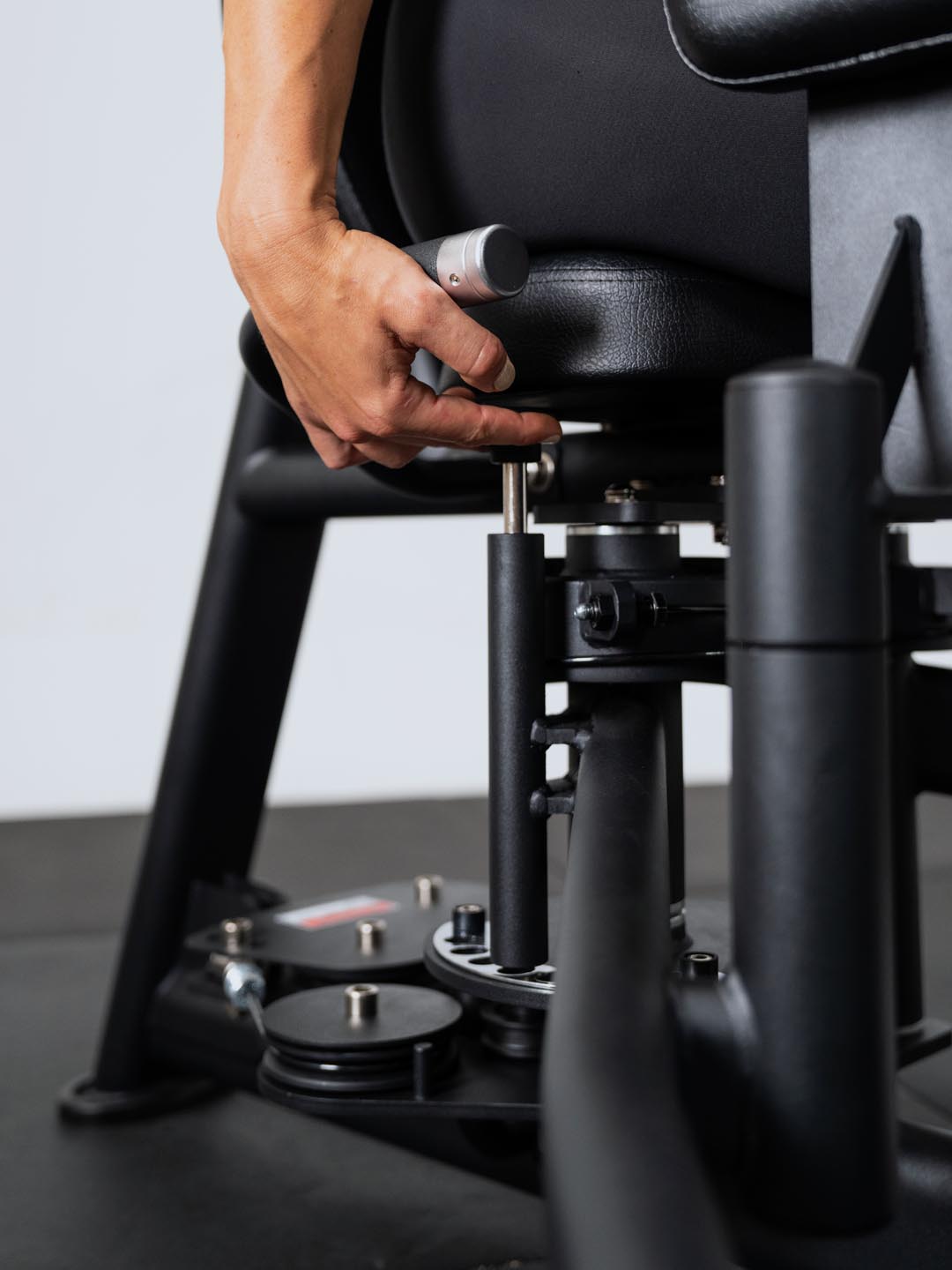 Solitude Abductor / Adductor Machine