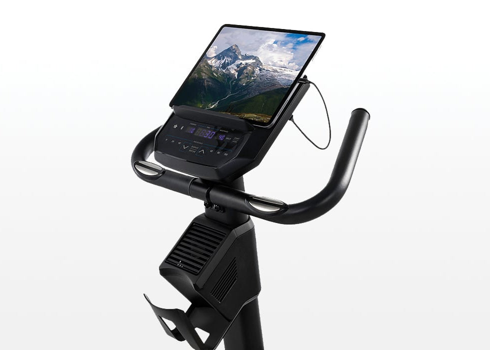 5.0 U Upright Bike