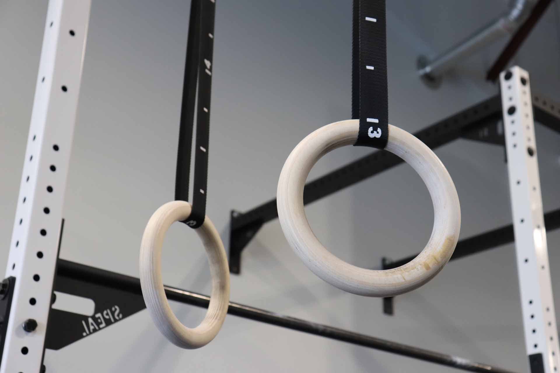 Anillas de gimnasia de madera