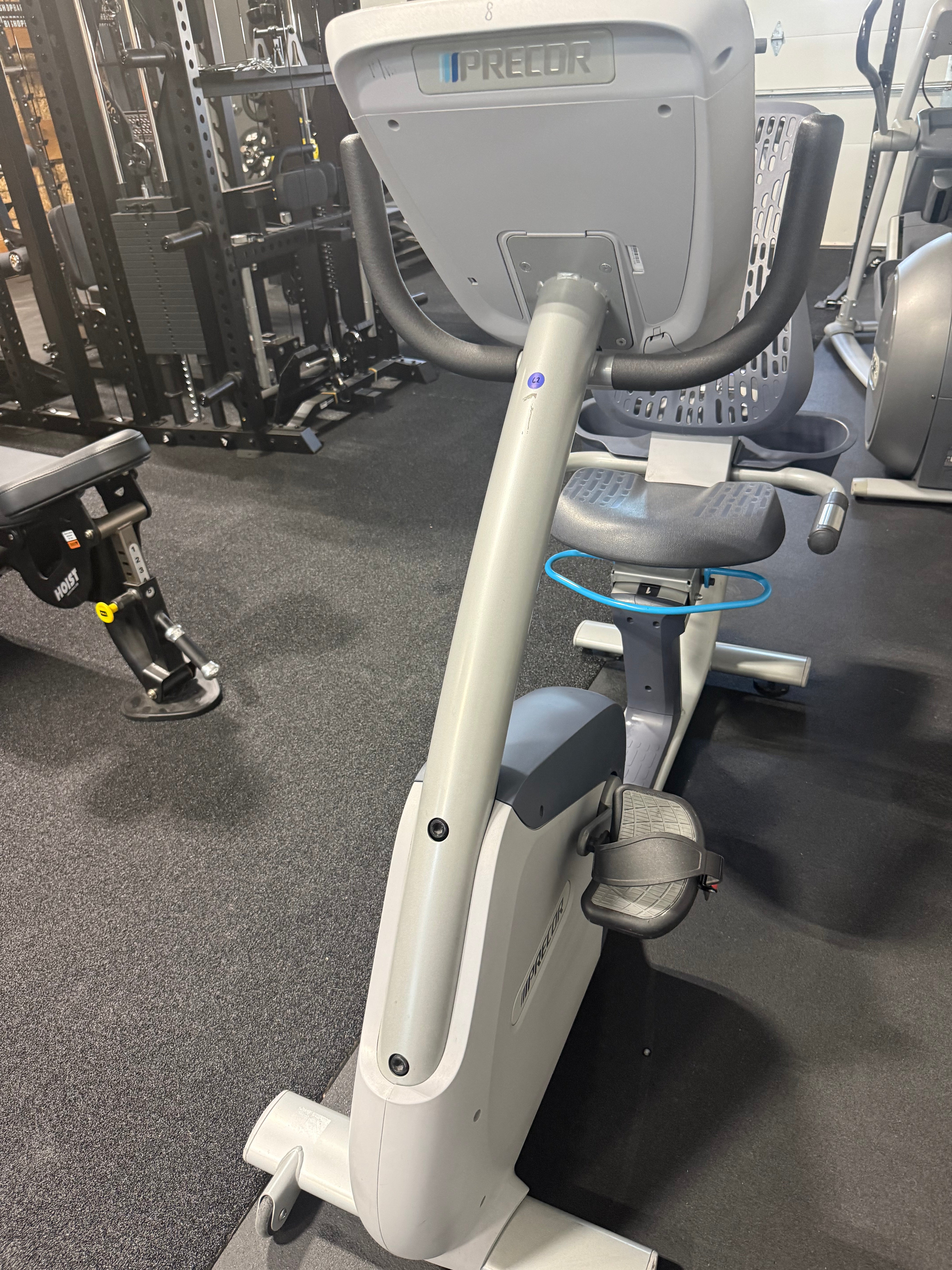 Precor RBK 815 Recumbent Bike w/p10 Console (Certified Pre-Owned)