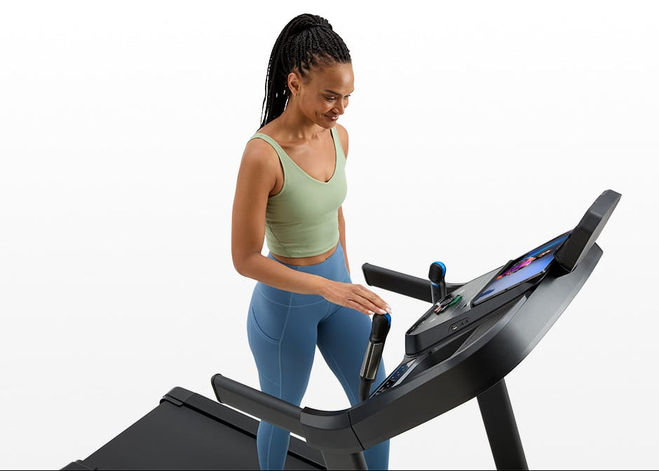 7.0 AT Treadmill