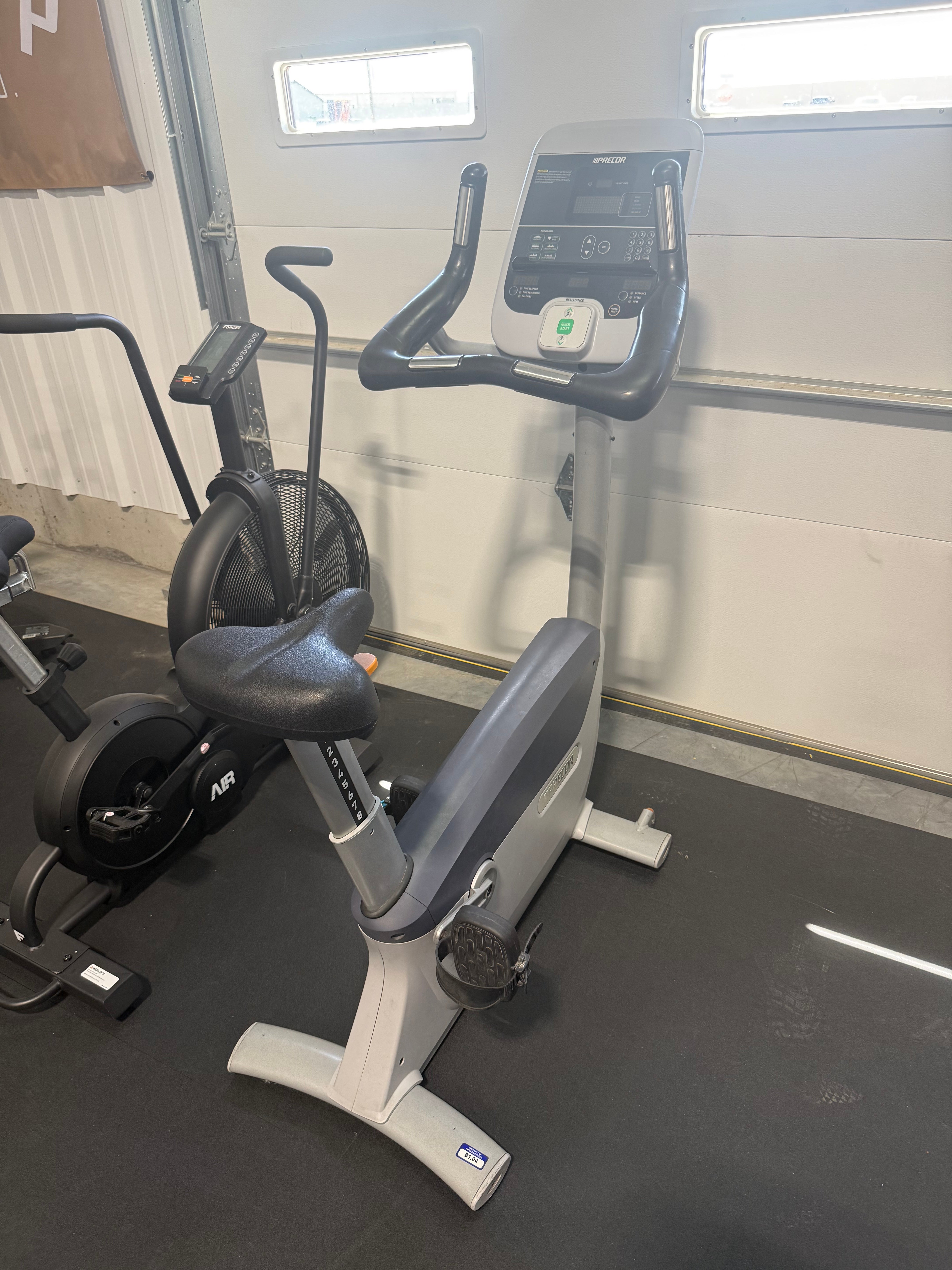 Precor UBK 815 Upright Bike w/Experience Console (Certified Pre-Owned)