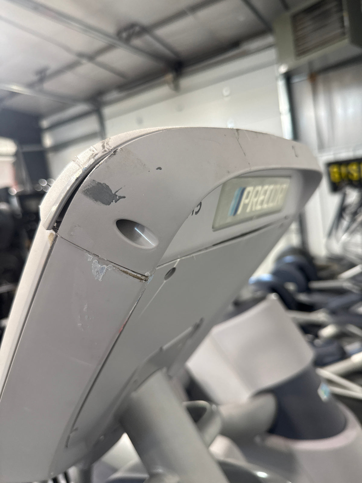 Precor AMT 835 with Open Stride (cosmetically damaged console (Certified Pre-Owned) (Copy)