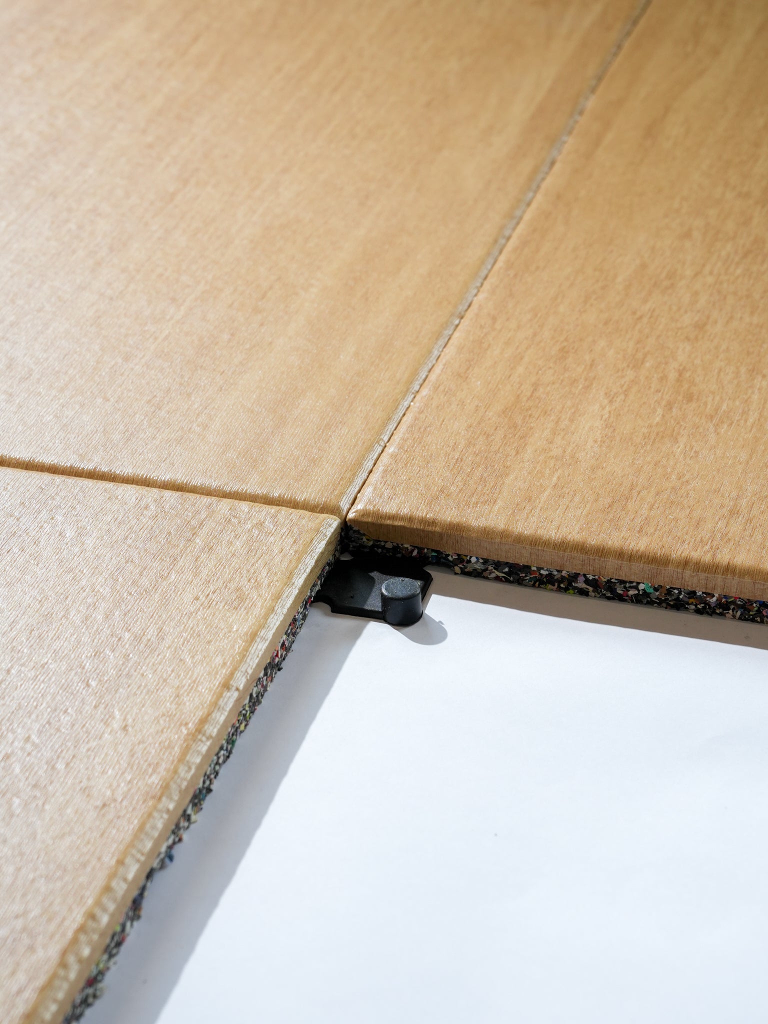 VersaFit™ Gapless WoodGrain Floor Tiles