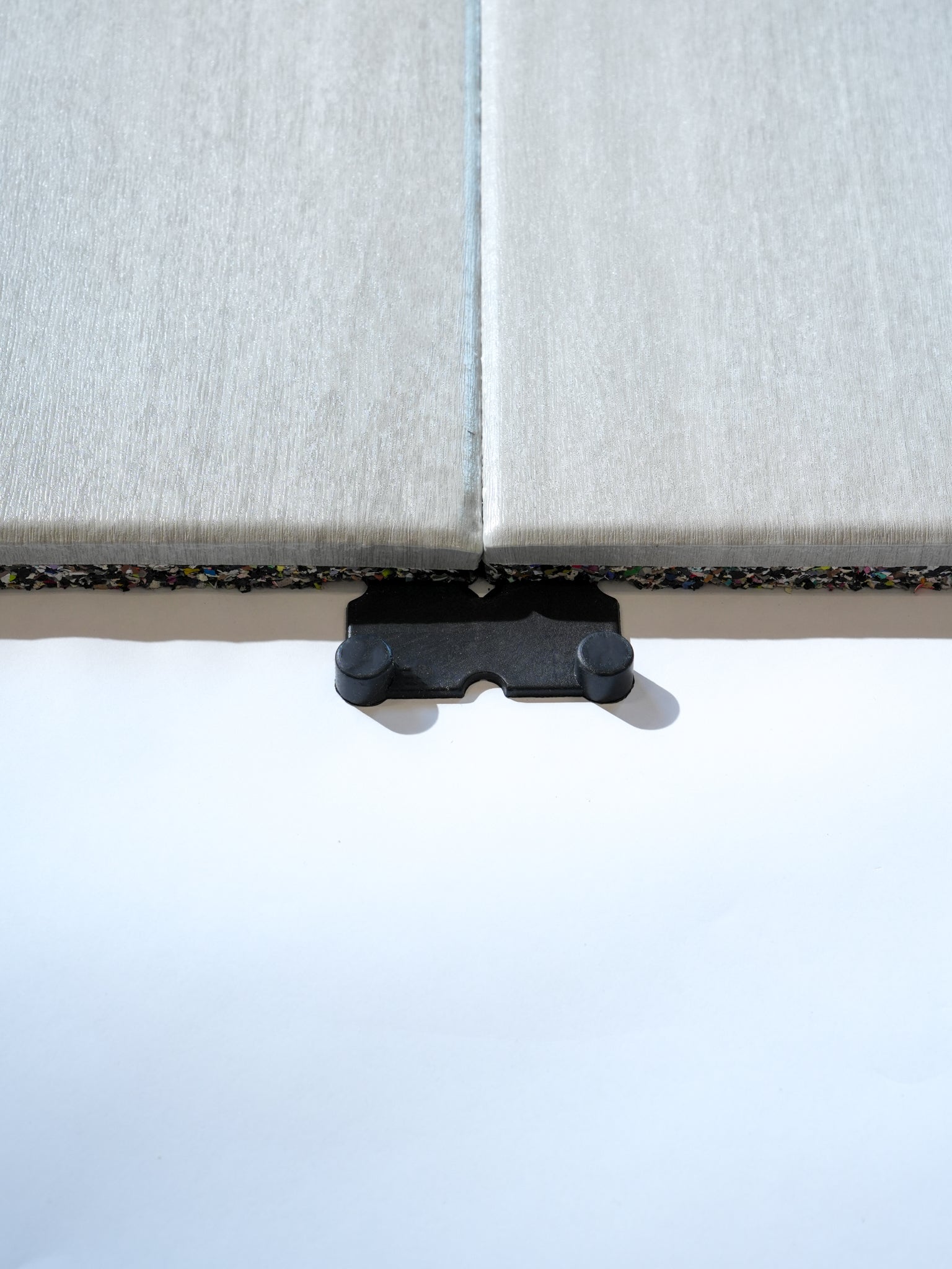 VersaFit™ Gapless WoodGrain Floor Tiles
