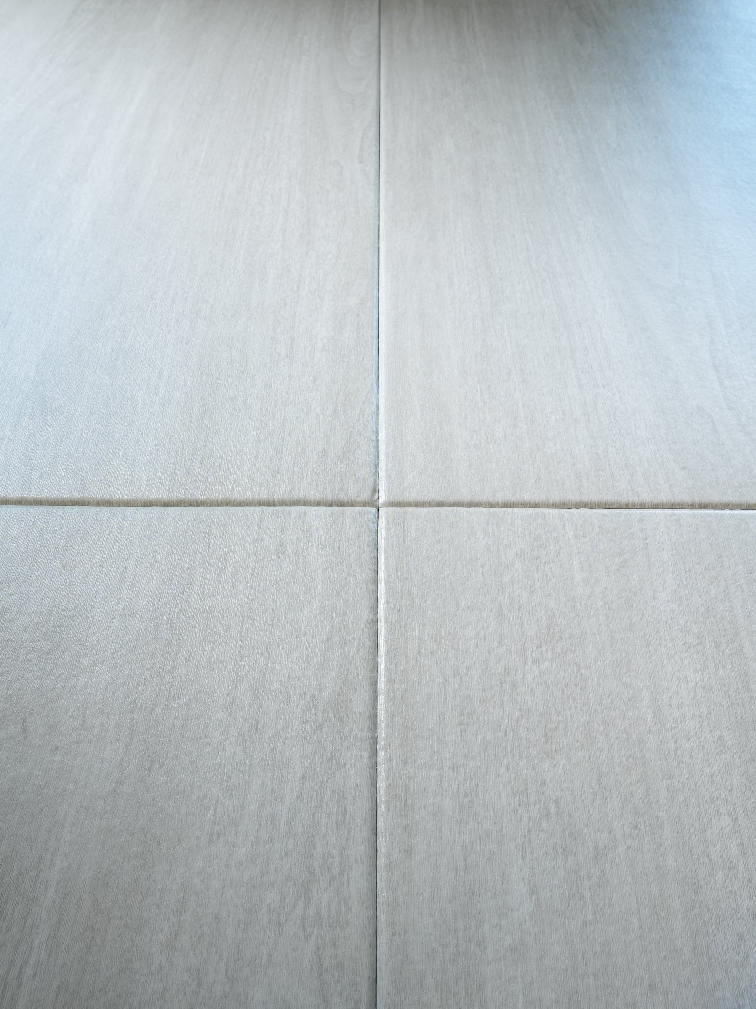 VersaFit™ Gapless WoodGrain Floor Tiles