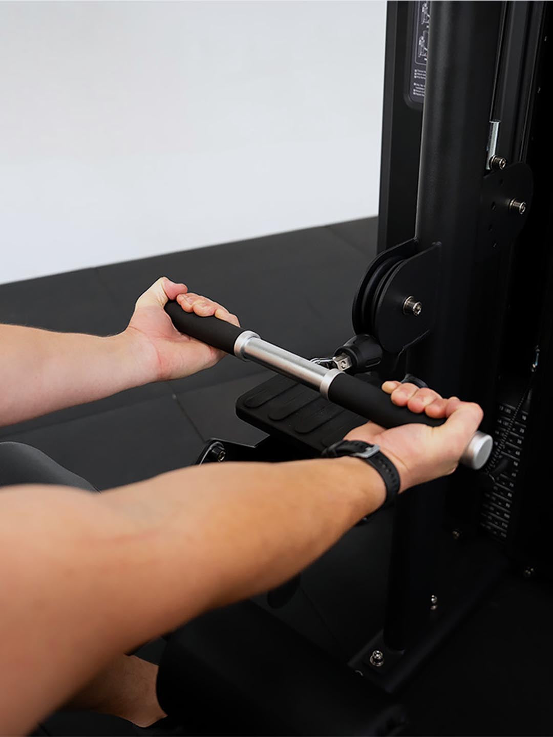 Solitude Lat Pulldown / Seated Row Machine