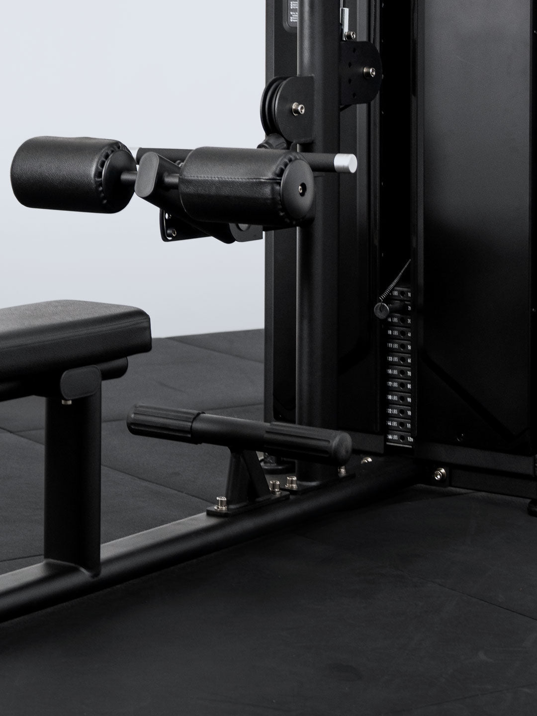 Solitude Lat Pulldown / Seated Row Machine