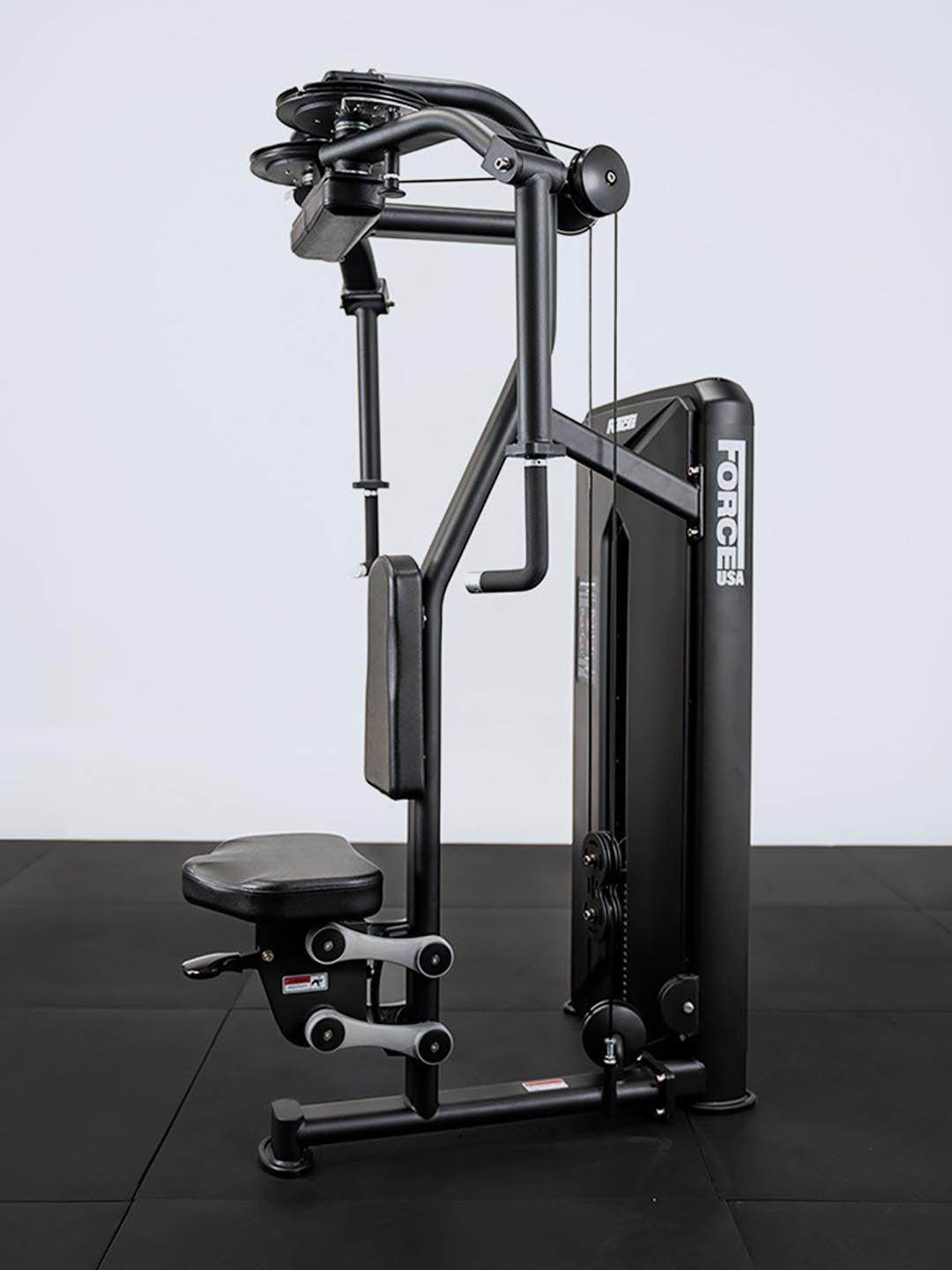 Solitude Rear Deltoid / Pec Fly Machine