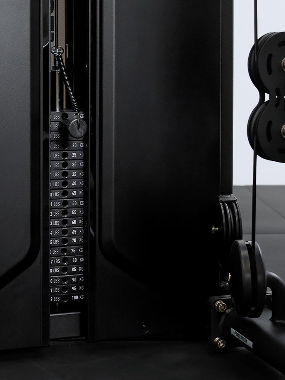 Solitude Rear Deltoid / Pec Fly Machine