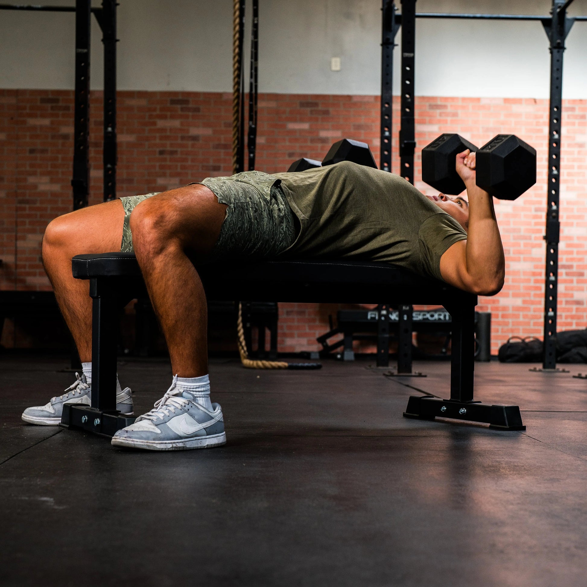 Flat Bench