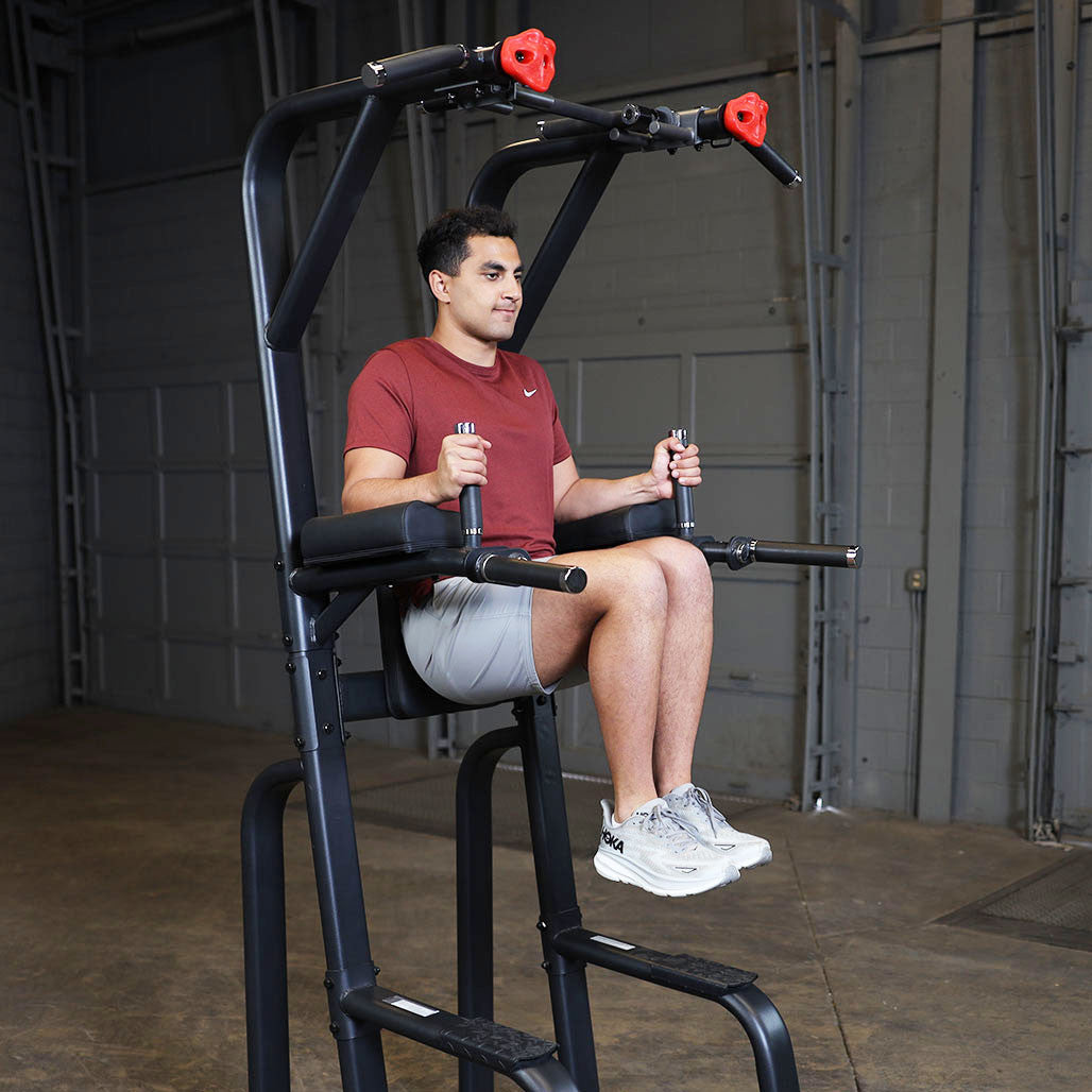 Pro ClubLine Vertical Knee Raise and Pull Up