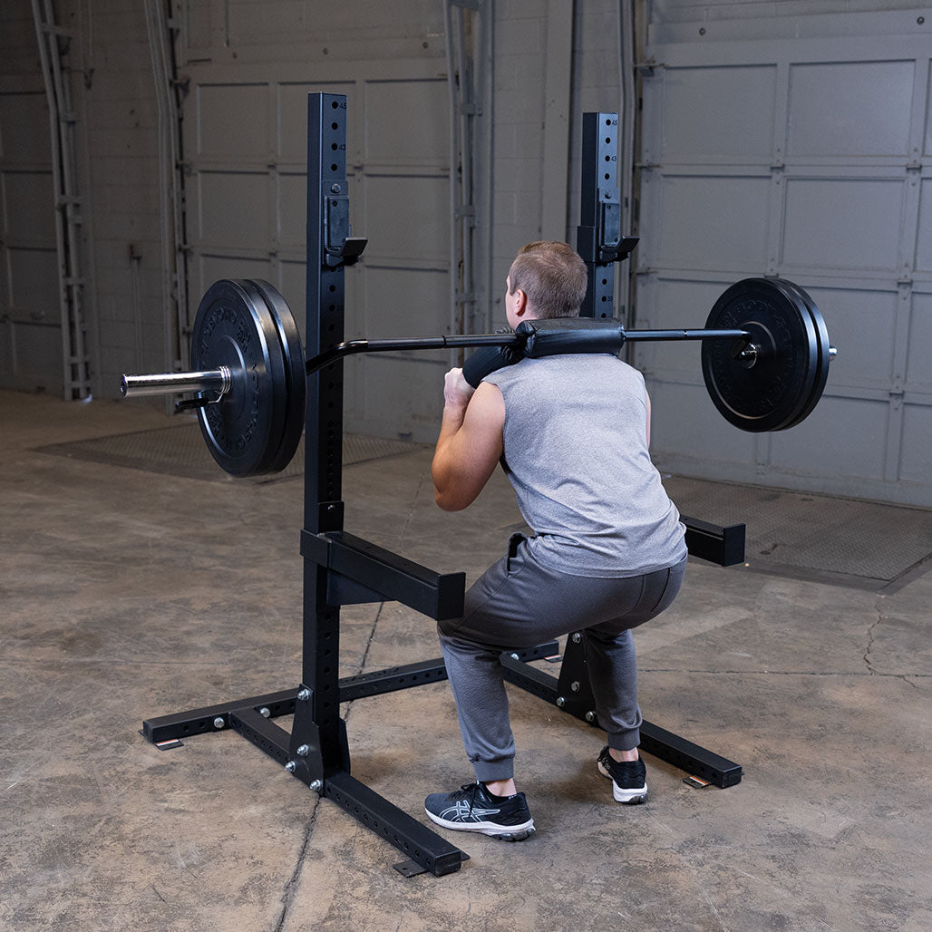 Body-Solid Safety Squat Olympic Bar, with built-in Padding and 1000 lb. Weight Capacity - Handle detail