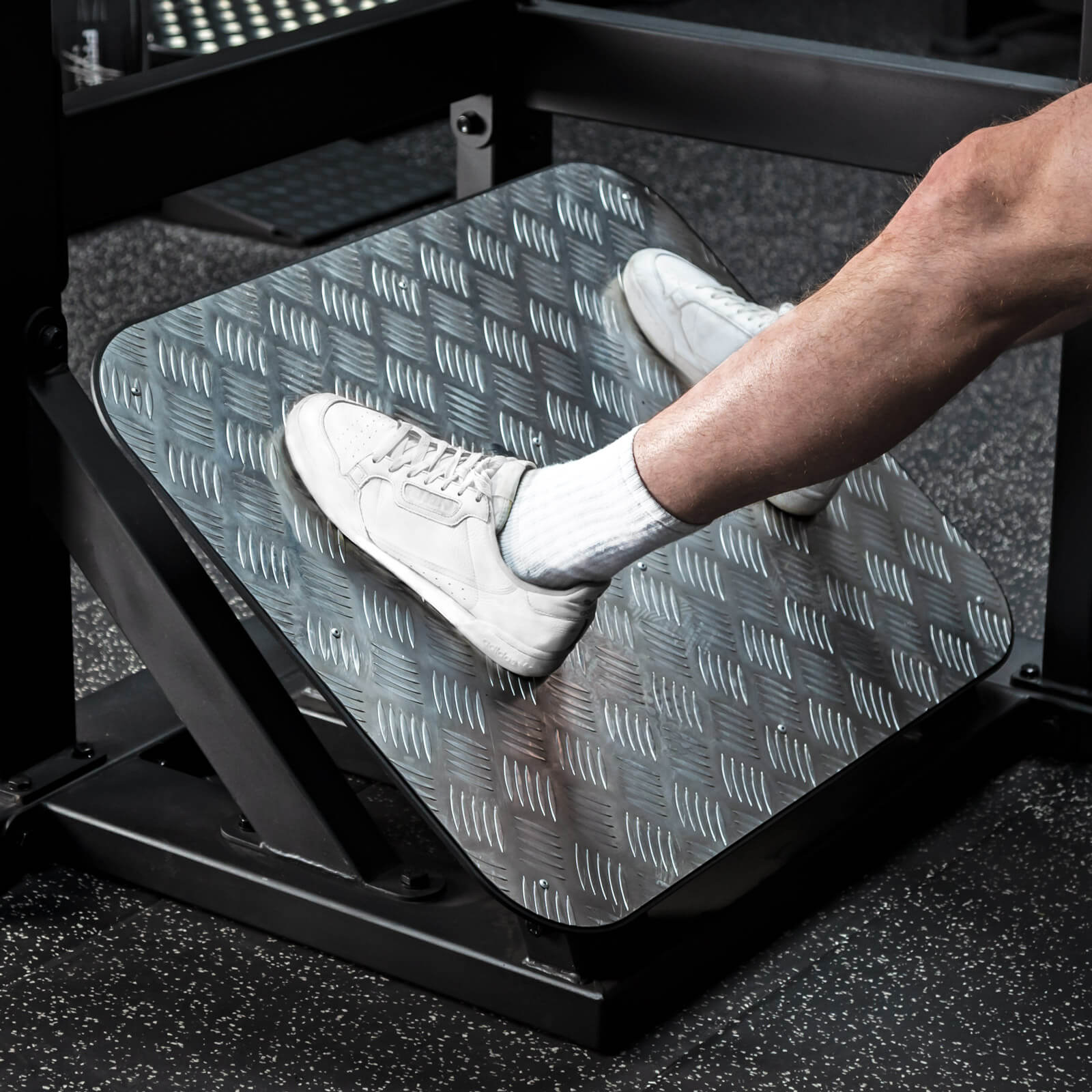 Pendulum Squat