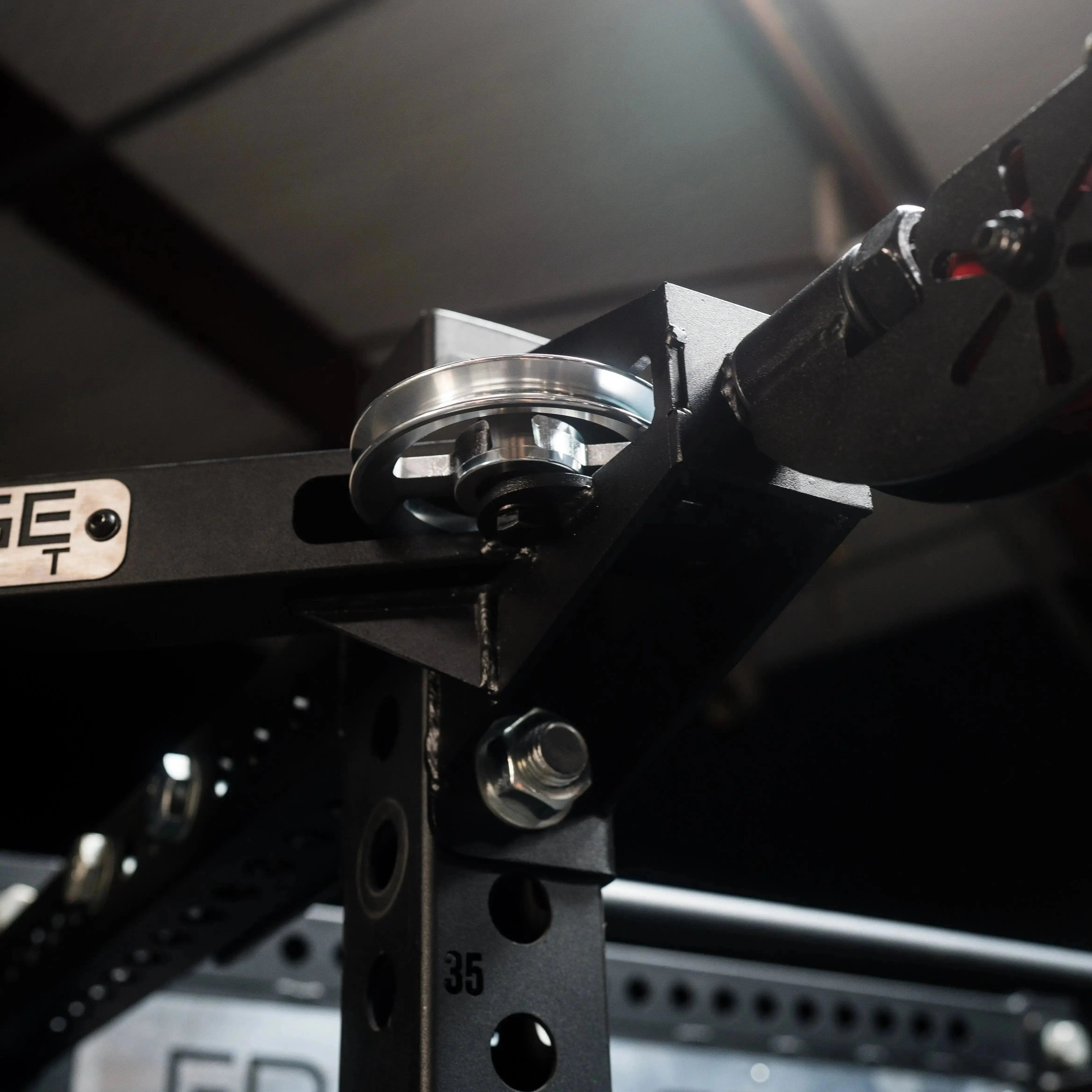 Sidewing Pulley System