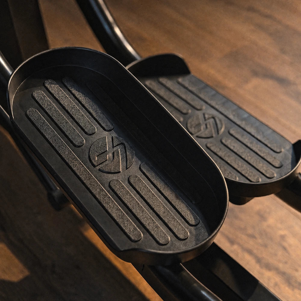 Atmos Elliptical Home Edition - angled view