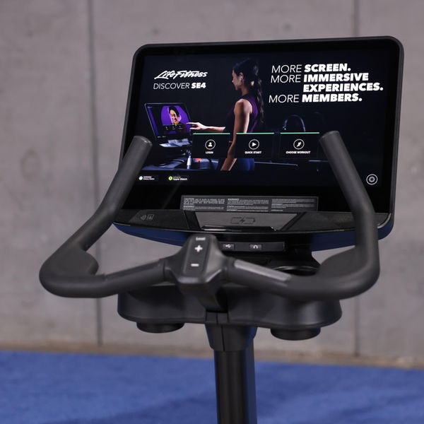 Club Series+ Upright Lifecycle® Bike