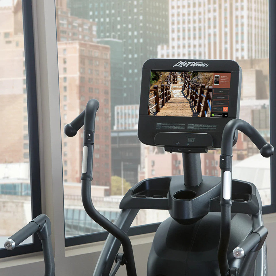 Life Fitness Total Body Arc Trainer